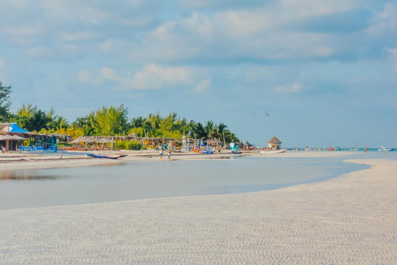Villas El Encanto Holbox Екстериор снимка